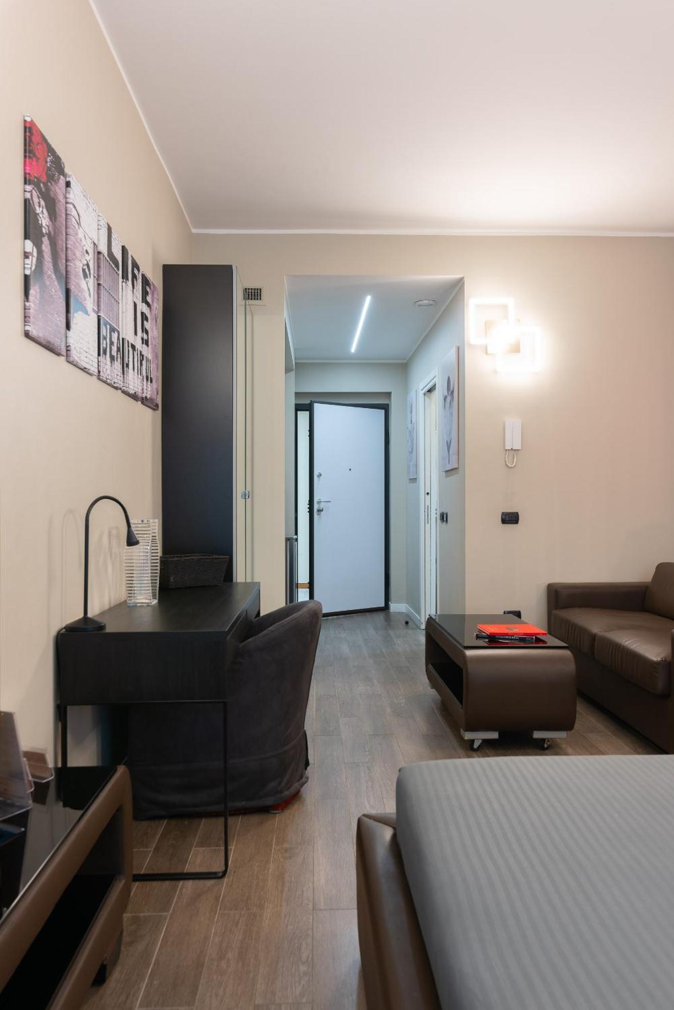 Double L Luxury Suite Μιλάνο Εξωτερικό φωτογραφία